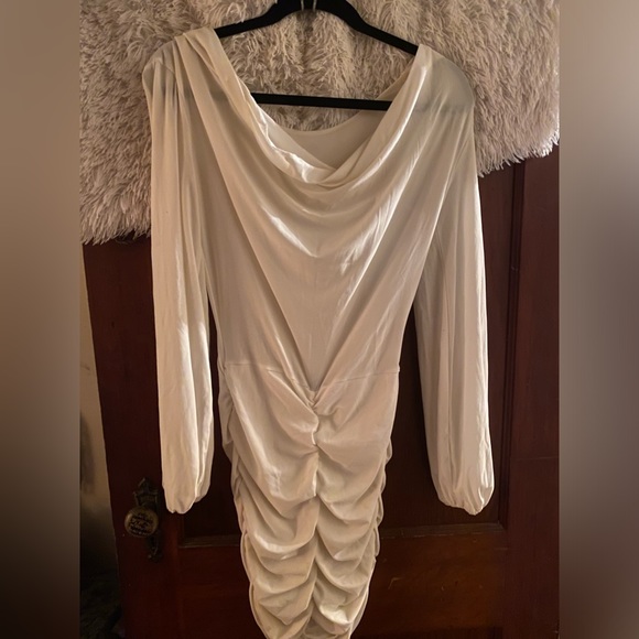 VENUS Dresses & Skirts - Venus dress 👗